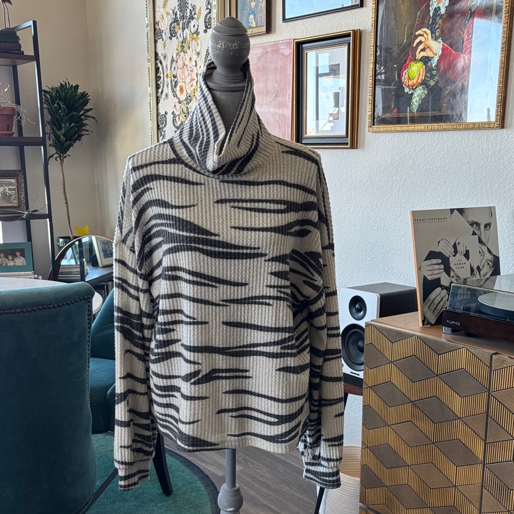 Sanctuary Black and White Turtleneck Sweater